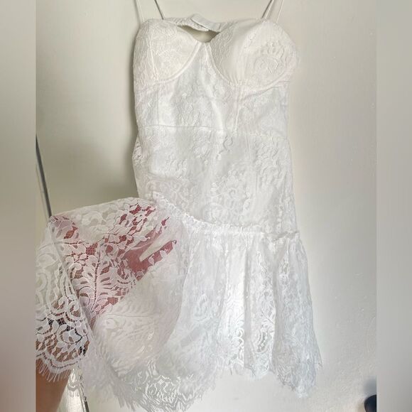 PRETTY DATE MINI DRESS WHITE - Picture 7 of 9